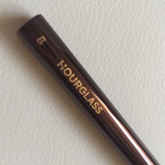 Hourglass Makeup Hourglass 8 Large Concealer Brush Poshmark